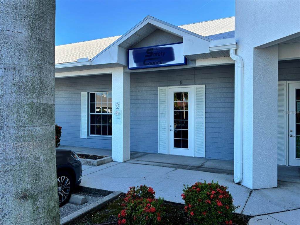 1032 Tamiami Trail - Photo 1