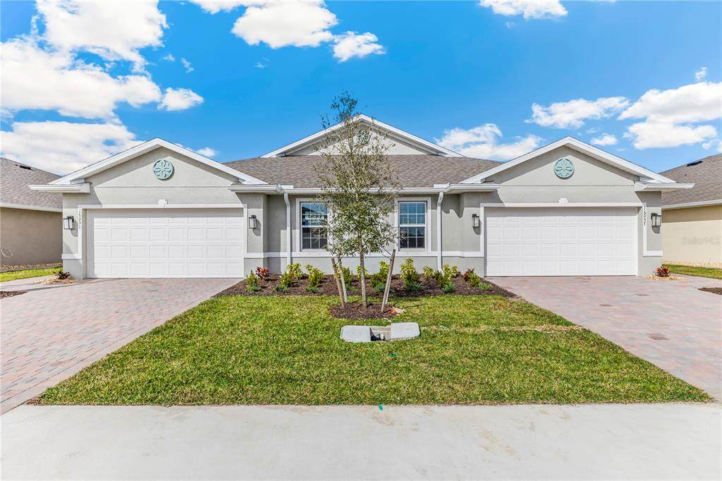 16423 Bridle Ridge Street - Photo 1
