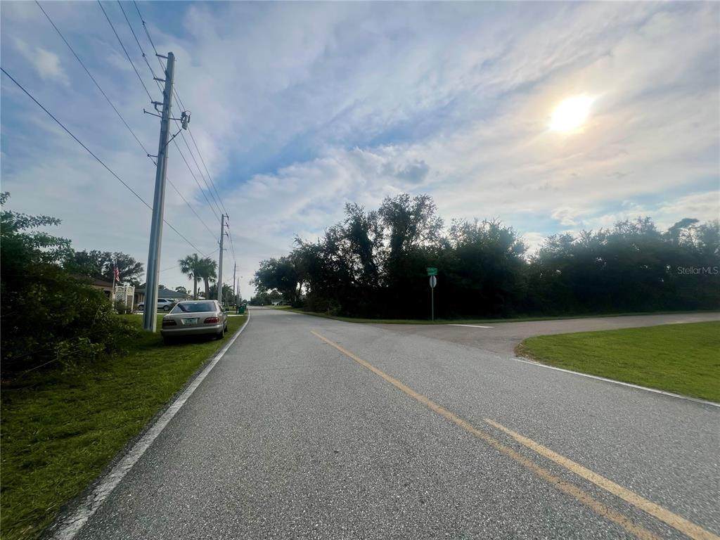 1088 Inverness Street - Photo 1
