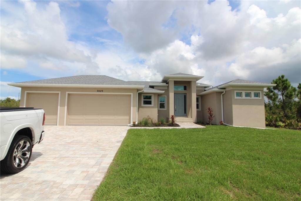 9529 Calumet Boulevard - Photo 1