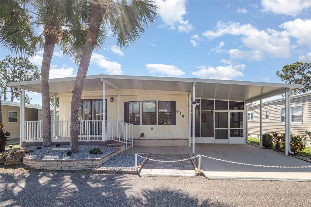 2100 Kings Highway - Photo 1