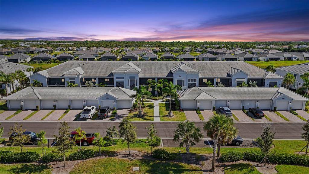 14204 Heritage Landing Boulevard - Photo 1