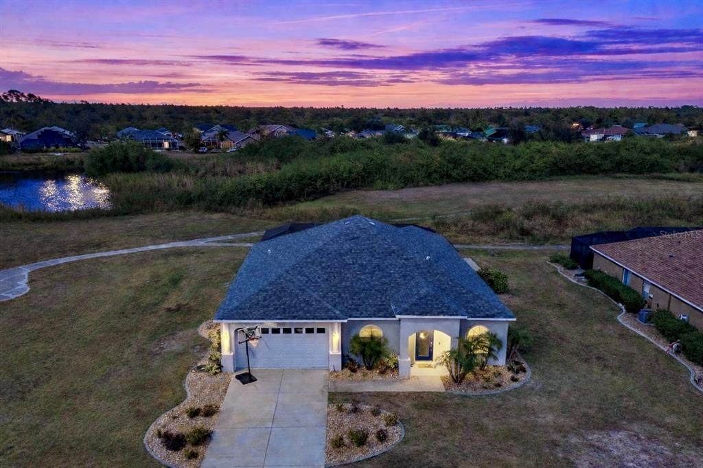 13048 Pembroke Circle - Photo 1