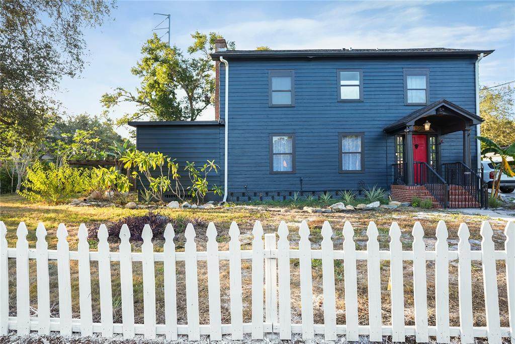 1013 Magnolia Drive - Photo 1