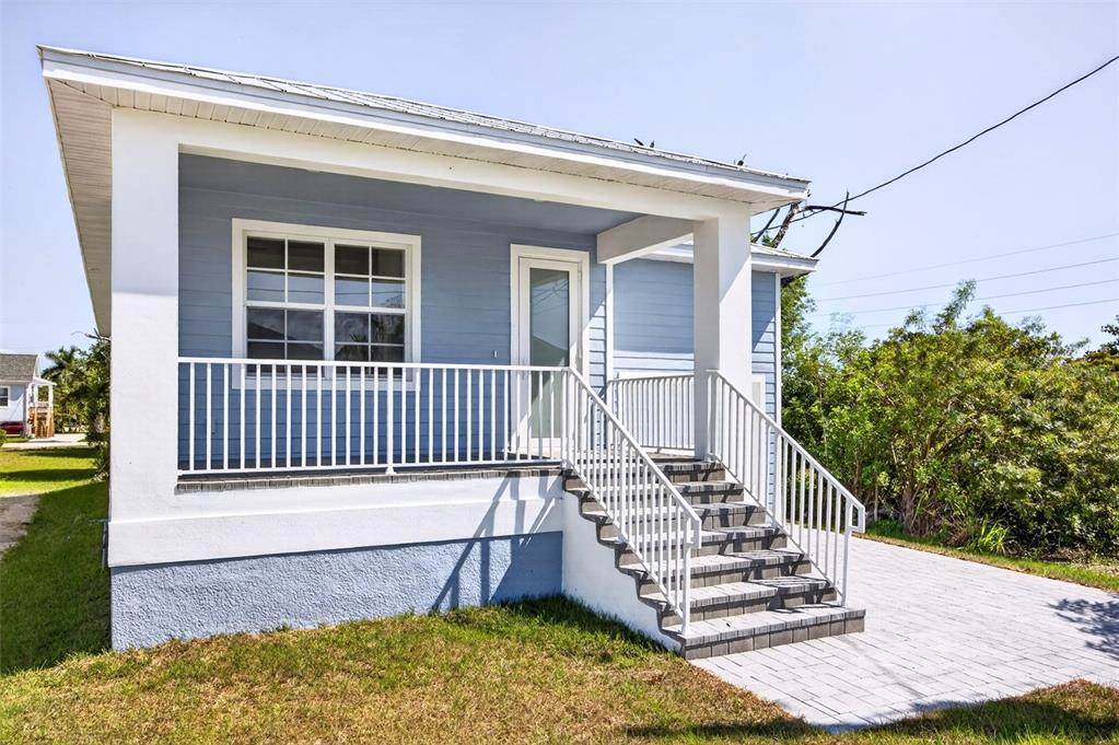 627 Fitzhugh Avenue - Photo 1