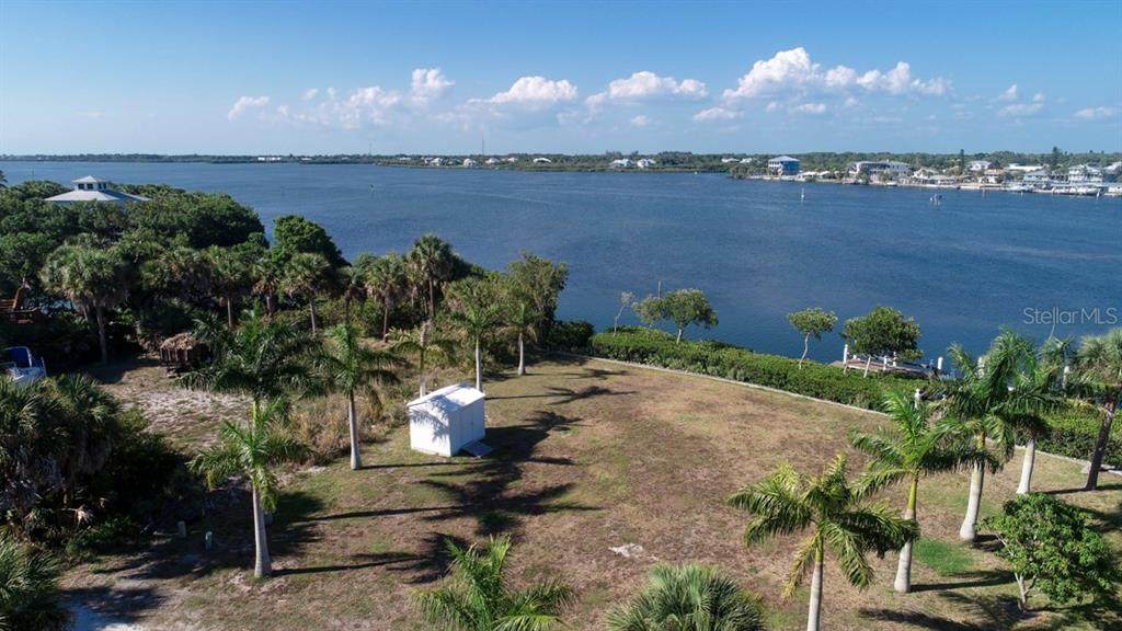 61 Bayshore Circle - Photo 1
