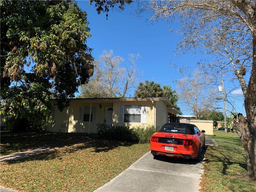 21234 Gladis Avenue - Photo 1