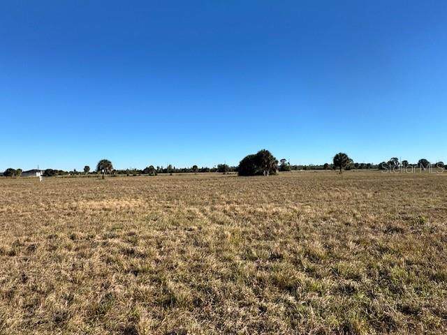 7 Willow Road - Photo 1