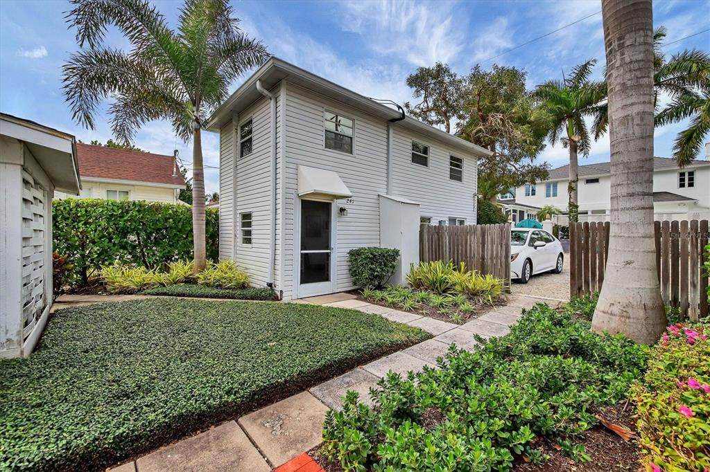 241 Gilchrist Avenue - Photo 1