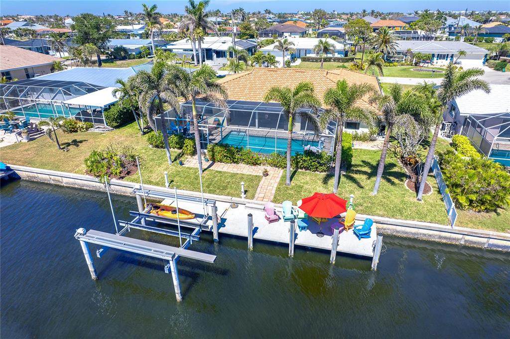 471 Capri Isles Court - Photo 1