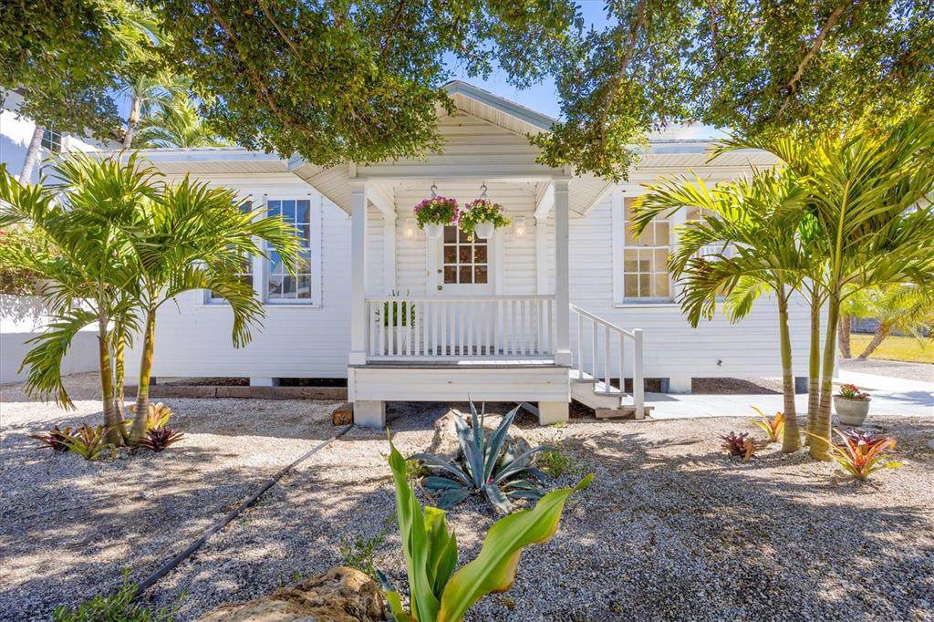 260 Gilchrist Avenue - Photo 1