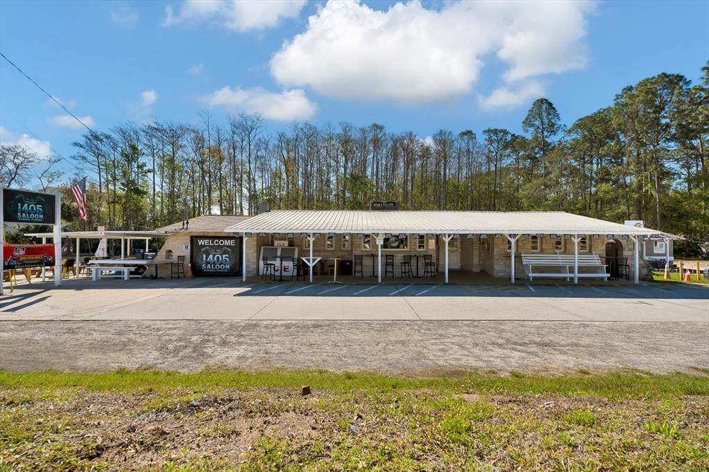 1405 Moody Boulevard - Photo 1