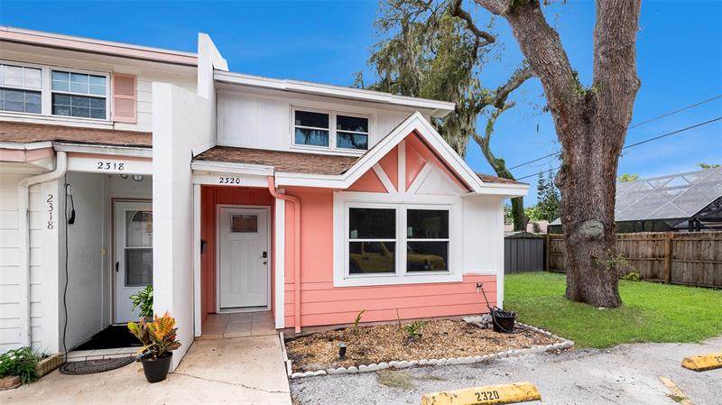 2320 Park Avenue - Photo 1