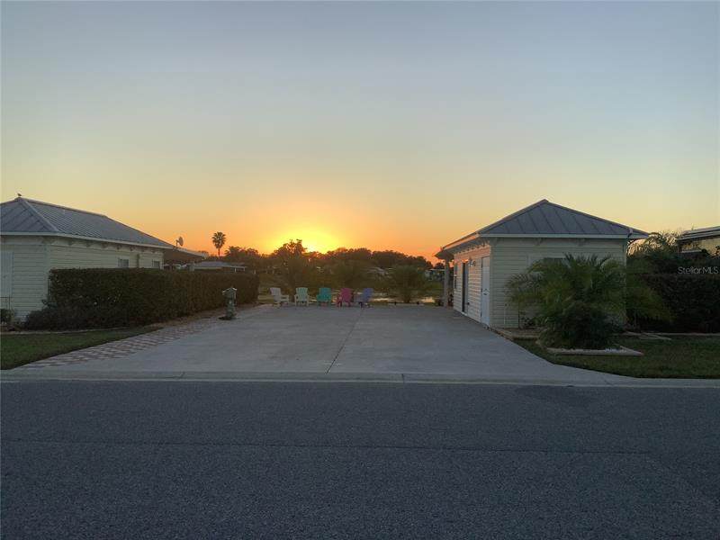 9468 47TH Way - Photo 1