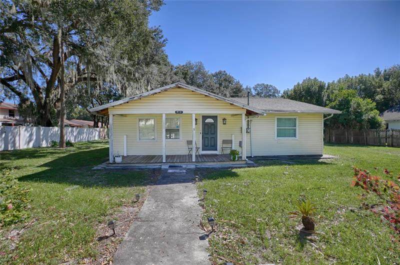 914 Powell Street - Photo 1