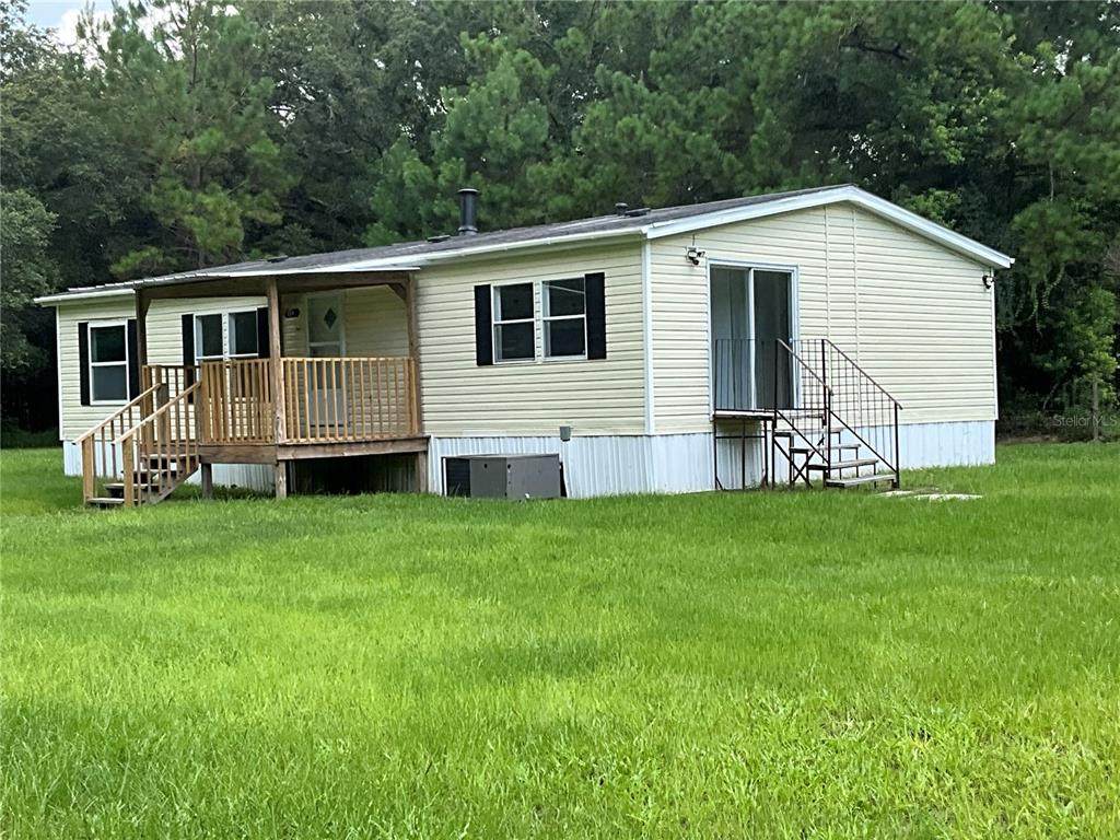 154 140 Avenue - Photo 1