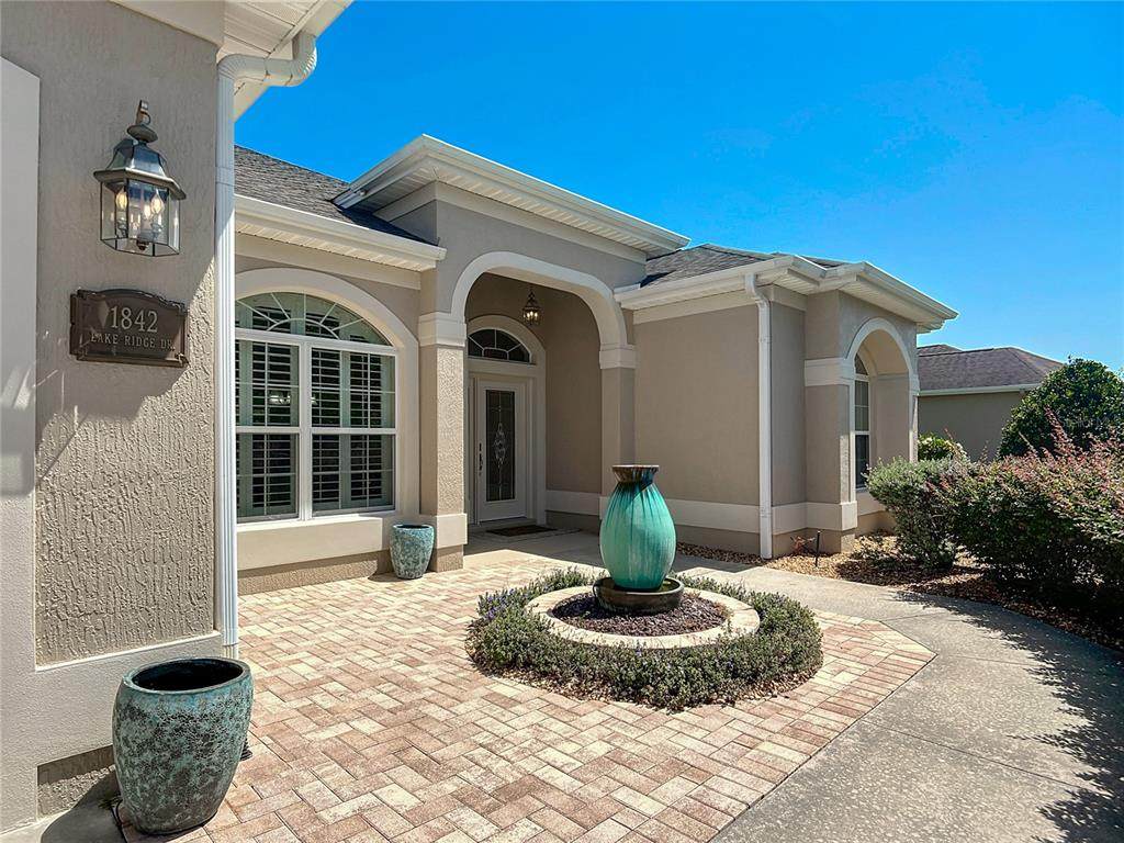 1842 Lake Ridge Drive - Photo 1