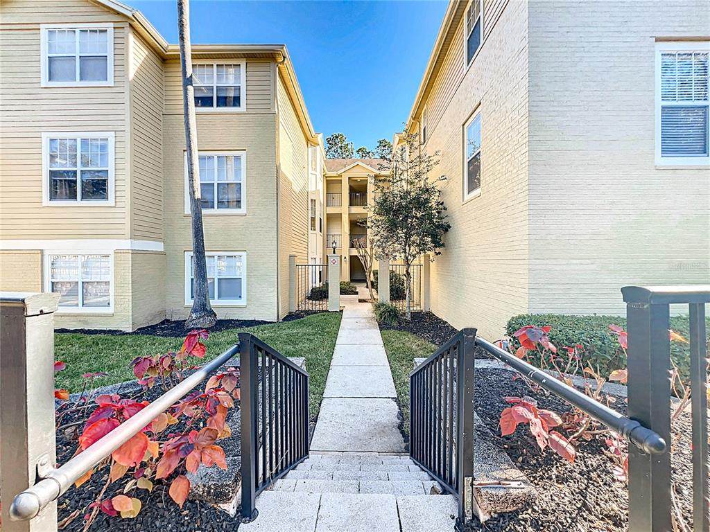 413 Summit Ridge Place - Photo 1