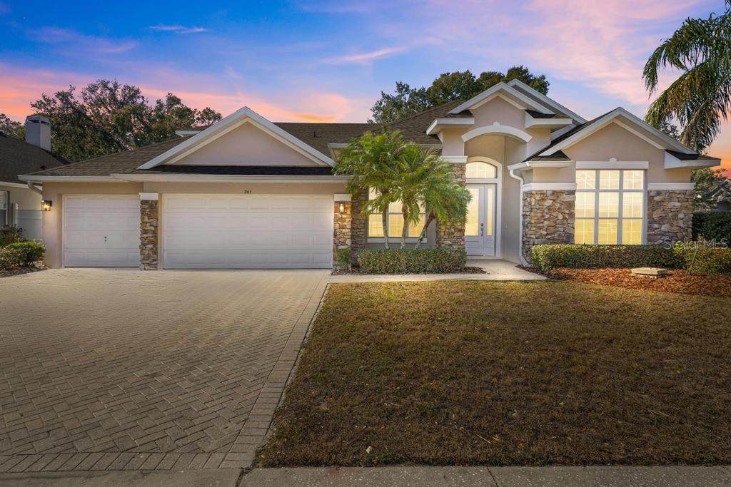 201 Blue Water Edge Drive - Photo 1