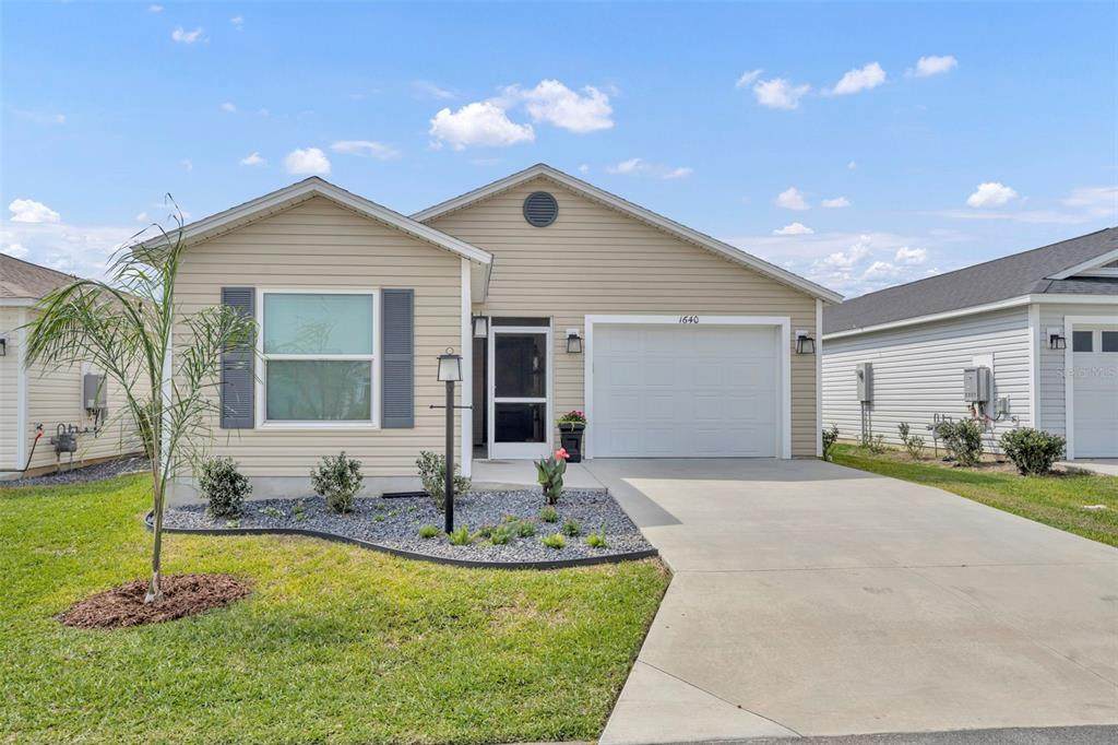 1640 Olivia Terrace - Photo 1