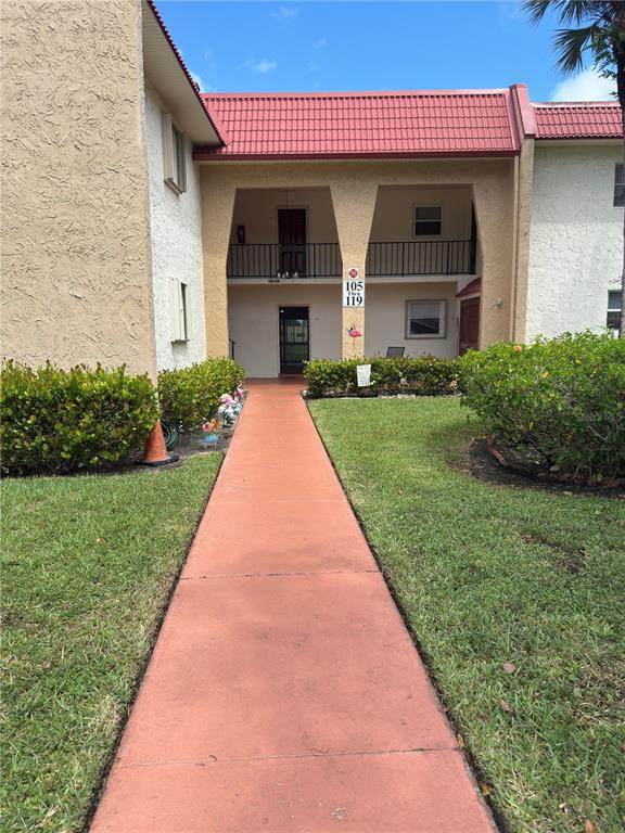 107 Lake Evelyn Drive - Photo 1