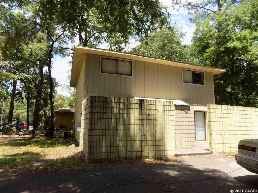 713 69 Street - Photo 1
