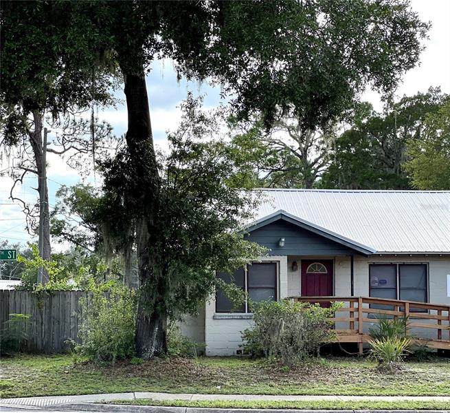 4002 6TH Street - Photo 1