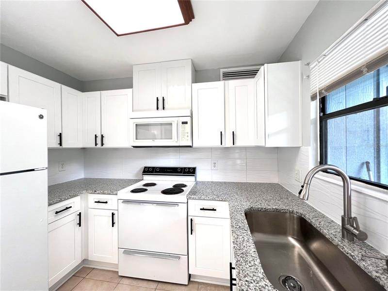 2811 Archer Road - Photo 1