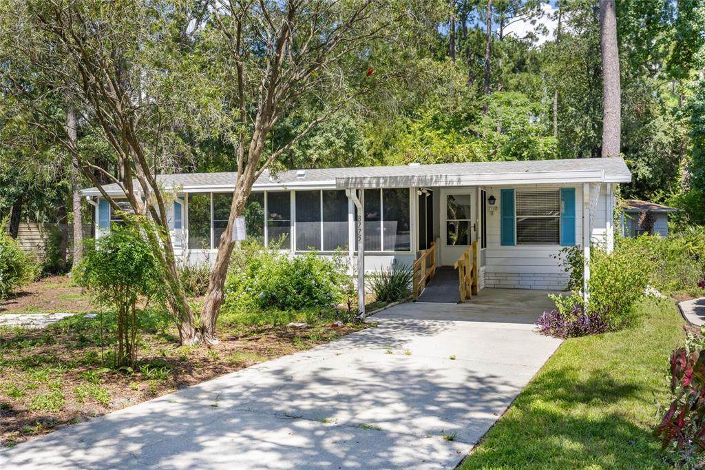 8775 41ST Circle - Photo 1