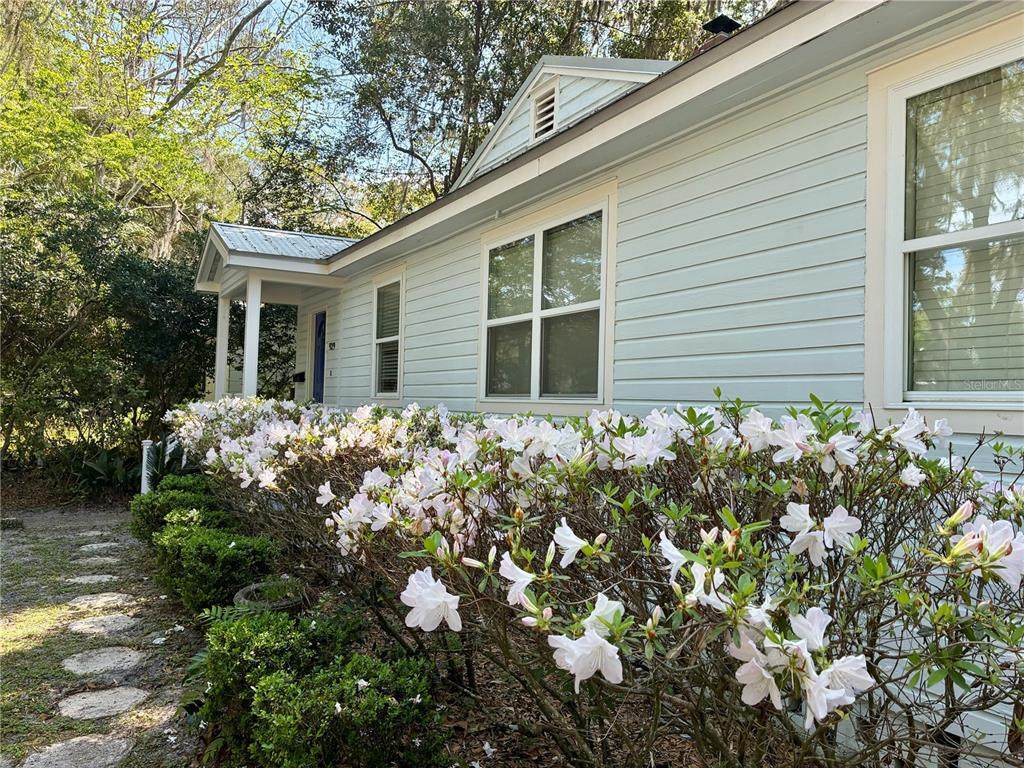 929 7TH Avenue - Photo 1