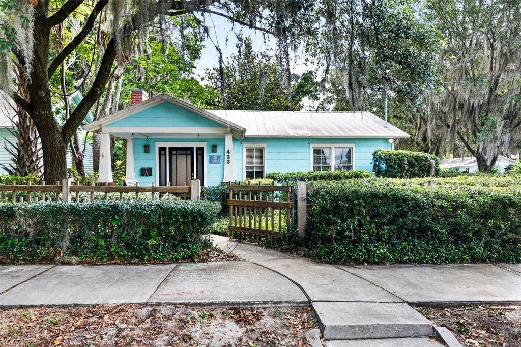 433 7TH Street - Photo 1