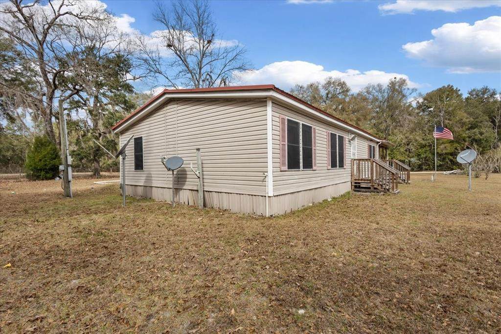 12290 85TH Avenue - Photo 1