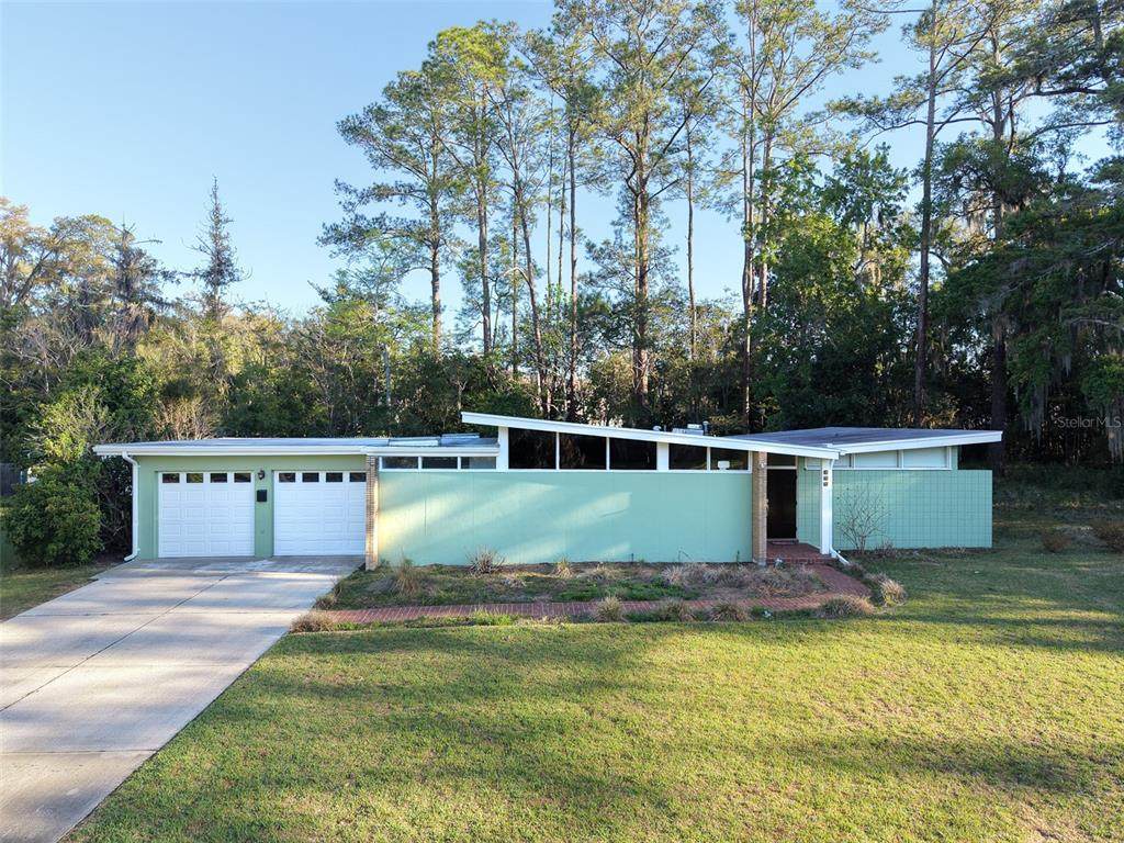 852 2ND Avenue - Photo 1