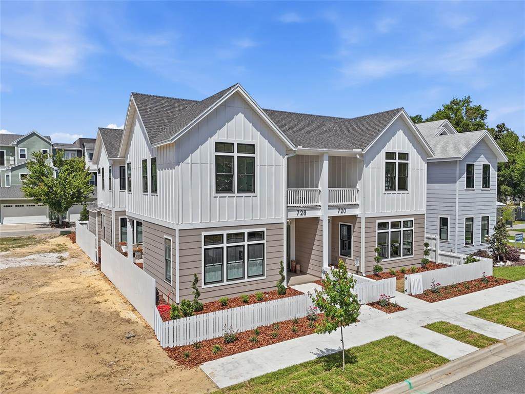 728 131 Street - Photo 1
