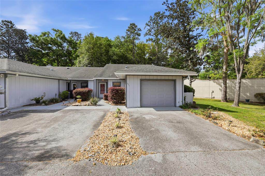 6617 114TH Lane - Photo 1