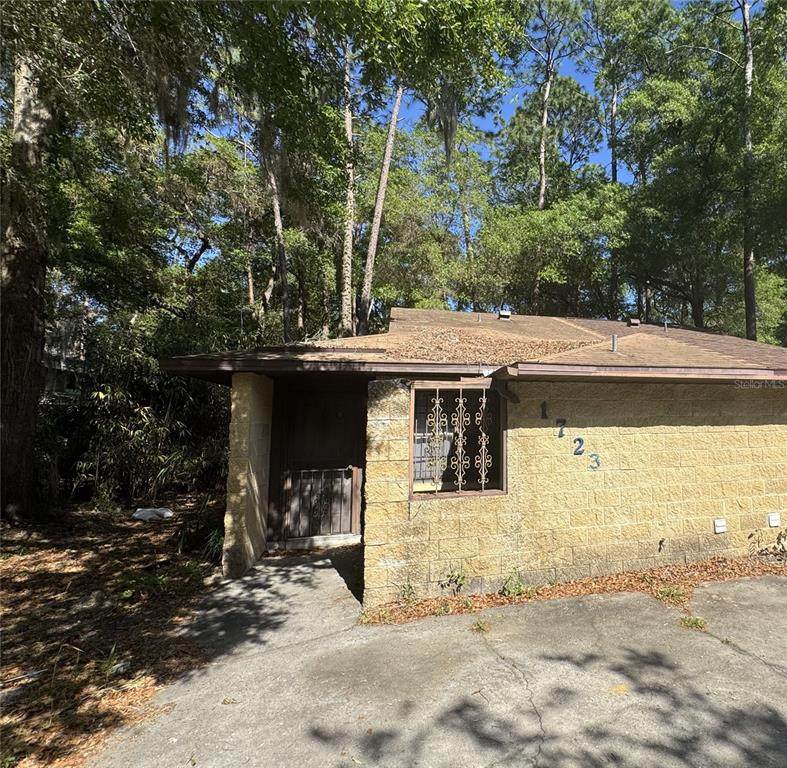 1723 68TH Terrace - Photo 1