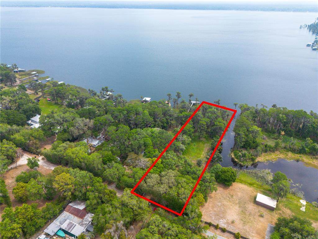 7305 222ND Street - Photo 1