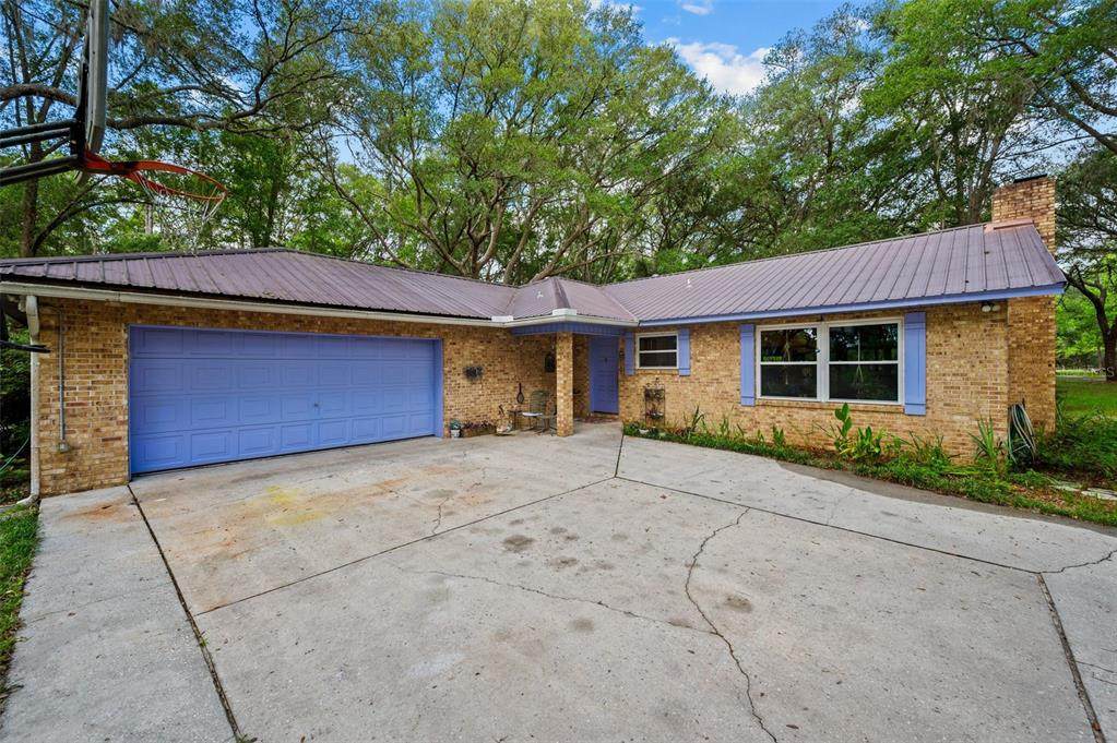 16422 10TH Street - Photo 1