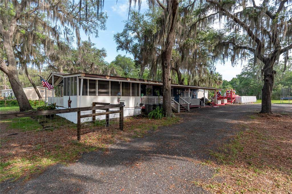 134 Faye Street - Photo 1
