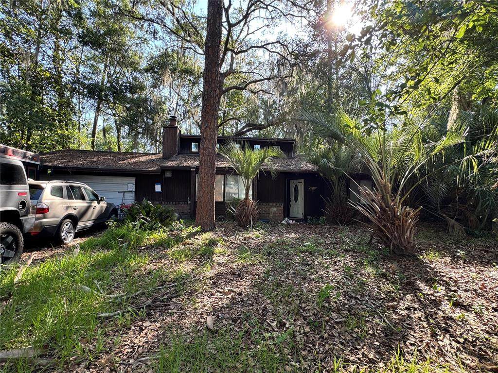 713 95TH Terrace - Photo 1