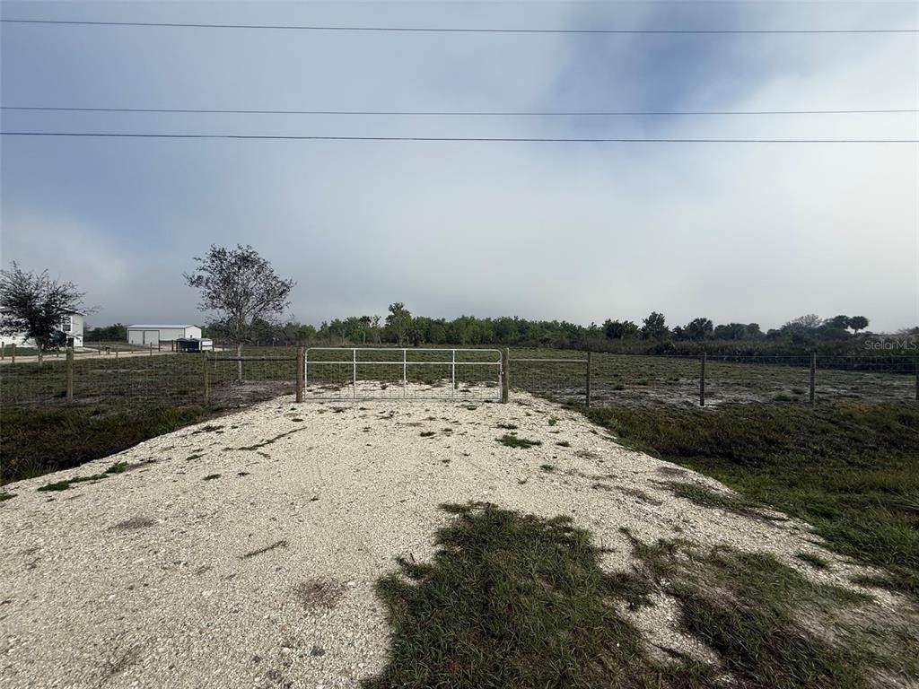 18935 268TH Street - Photo 1