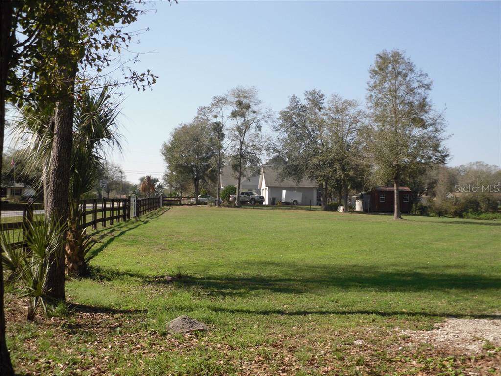 5110 Meadowood Lane - Photo 1