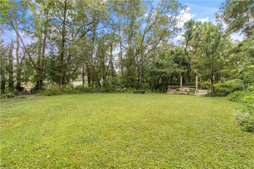 430 Minnehaha Trail - Photo 1