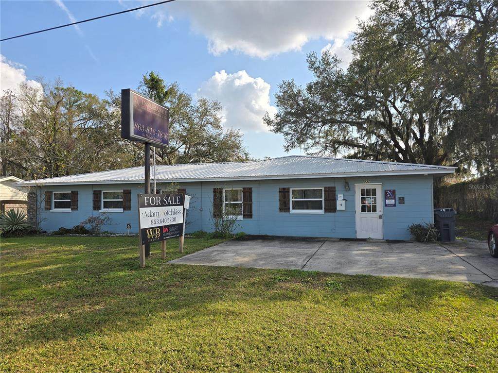 932 Swann Drive - Photo 1