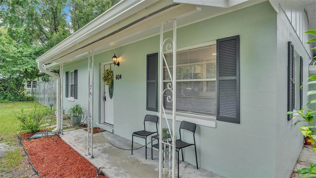 604 Lee Street - Photo 1