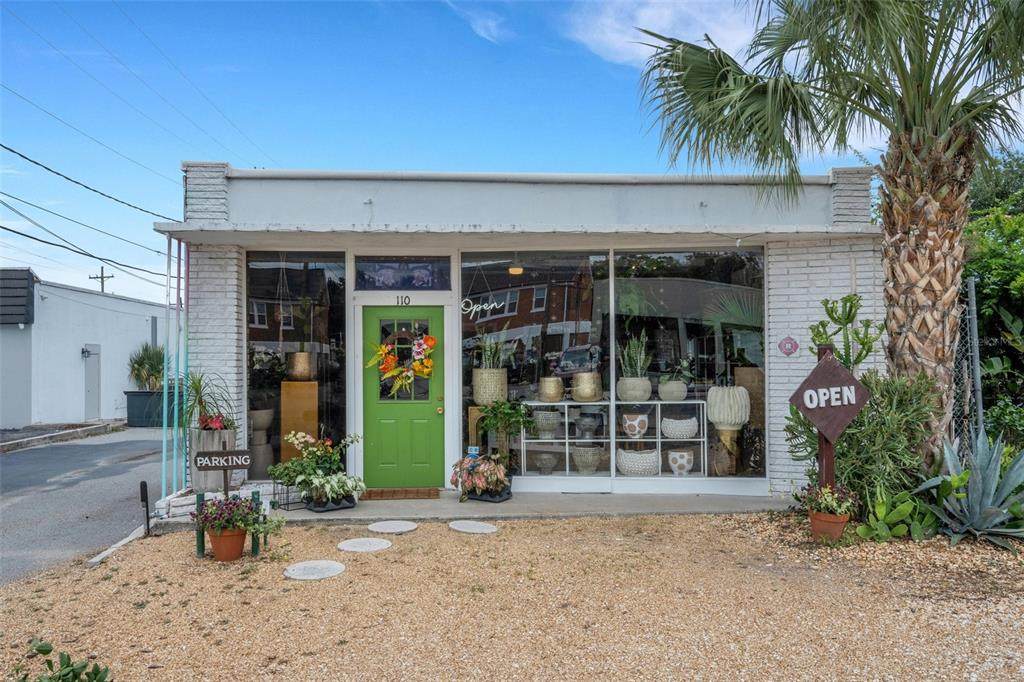 110 Easton Drive - Photo 1