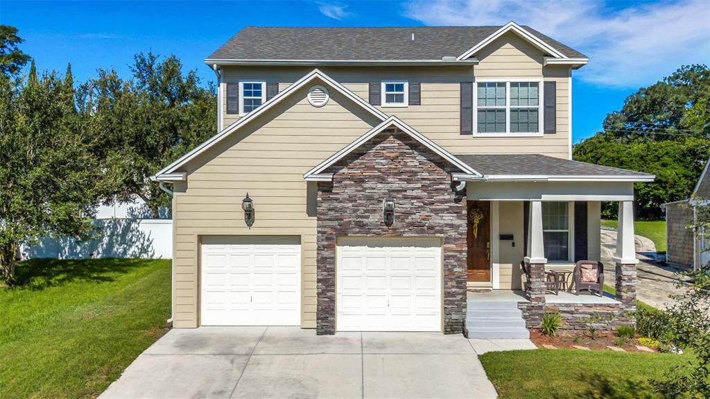 2731 Coventry Avenue - Photo 1