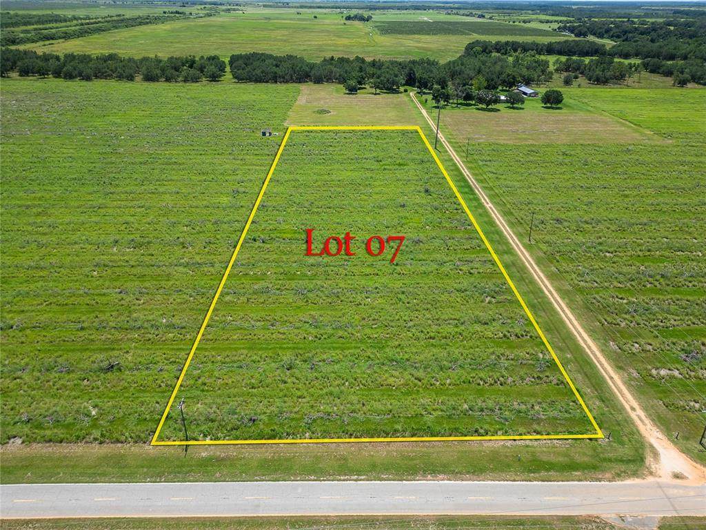  4070 OLD BOWLING GREEN RD - Photo 1