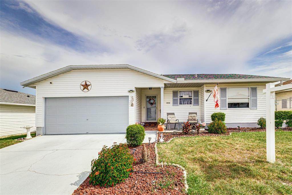 1836 Prairie Dunes Circle - Photo 1