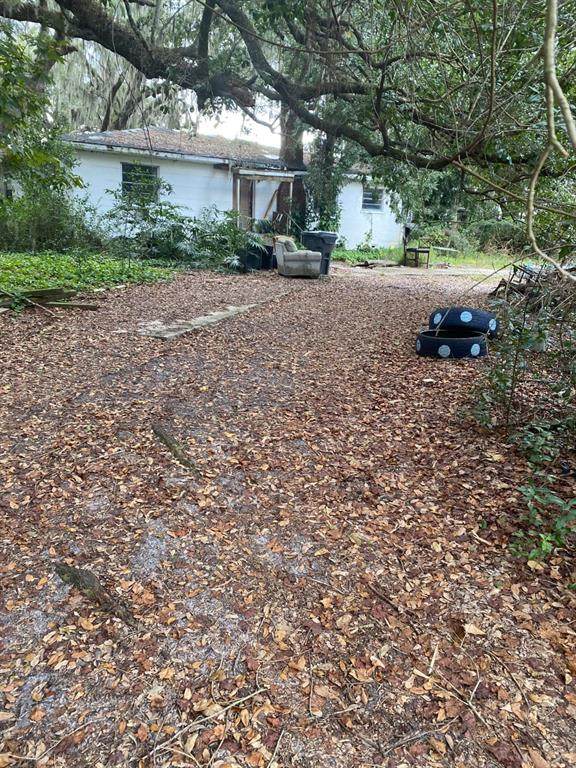 725 Hickory Hammock Road - Photo 1